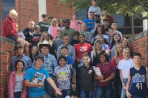 SSC GEAR UP Program Takes Prague Freshmen on Tour of OBU