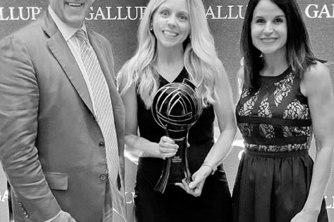 First United Receives Gallup Exceptional Workplace Award