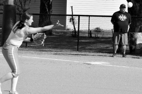 Yellowjackets Lose Sting Against Maud