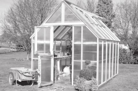 Things You Should Consider Before Building a Greenhouse at Your Place